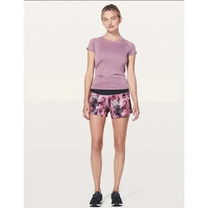 Lululemon Women's Run Times Short II Sun Dazed Multi‎ Pink Size 4
